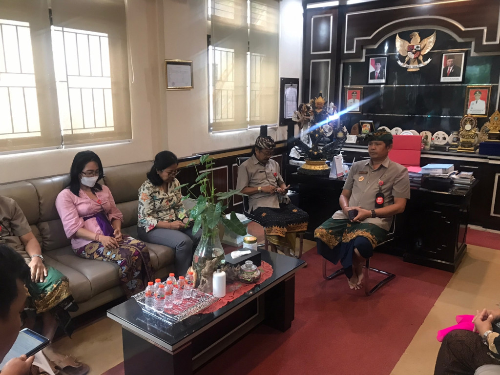 Kegiatan Audiensi PPS Desa Dalung dan Pengajuan Calon Sekretariat PPS Desa Dalung kepada Perbekel Dalung